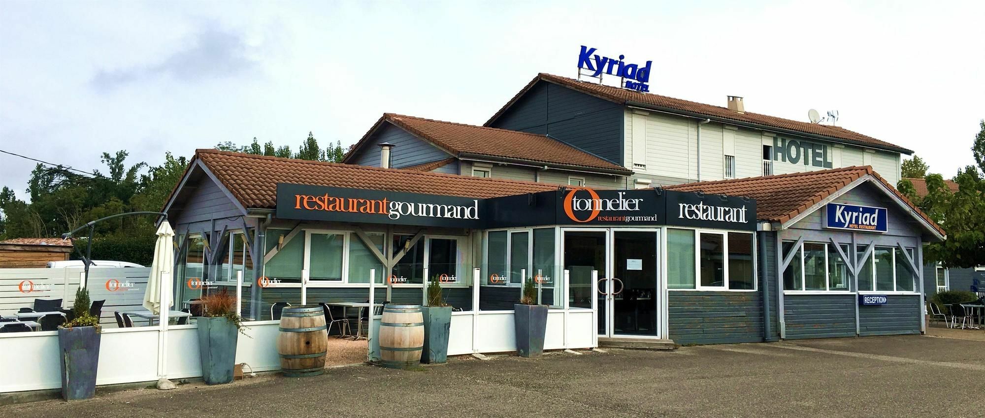 Hotel Kyriad Montauban Eksteriør bilde